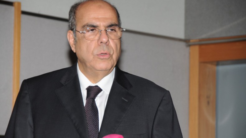 تنظيم المغرب لمونديال الأندية 2014 معلّق بيد روراوة