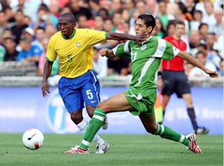 Algerian national squad staff in Zambia to prepare for upcoming qualifier.