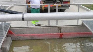 Traitement des eaux usées : Sellal promet de venir à bout des odeurs nauséabondes de Oued El Harrach