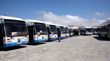 COVID-19: 157 bus mobilisés pour le transport quotidien des personnels de la santé
