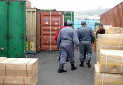Port d’Alger : saisie de ‭quatre containers de produits pyrotechniques