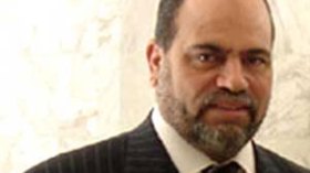 أبو‭ ‬جرة‭:‬ ما‭ ‬حصلت‭ ‬عليه‭ ‬حمس‭ ‬من‭ ‬امتيازات‭ ‬ليس‭ ‬صدقة‭ ‬من‭ ‬أحد