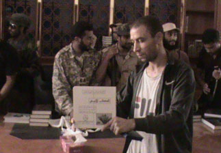 Syrte (Libye): les « femmes snipers » de Kadhafi « chassent » les rebelles