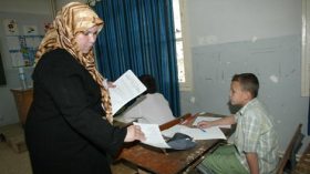 منع الأساتذة والمعلمين من تقديم الدروس الخصوصية