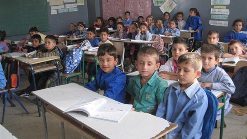 برامج “الجيل الثاني” تضرب مواد “الهوية” وتُـتـَفه المواد العلمية واللغة الحية