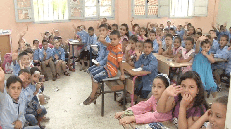 الحكومة تسعى للقضاء على مشكل الاكتظاظ في الأقسام