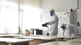 حملة تعقيم واسعة عبر المدارس