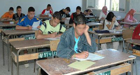 Deux millions de candidats aux examens de fin de cycles