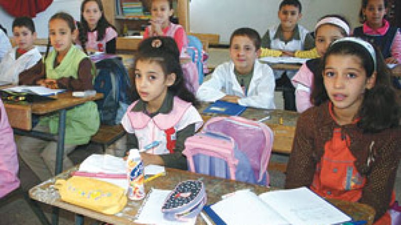 استفادة‭ ‬3‭ ‬ملايين‭ ‬تلميذ‭ ‬من‭ ‬الإطعام‭ ‬المدرسي‭ ‬ومنحة‭ ‬بثلاثة‭ ‬آلاف‭ ‬دينار‭ ‬خلال‭ ‬2011