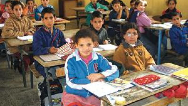 مساعد تربوي في مغنية يجلد 60 تلميذا بأنبوب غاز