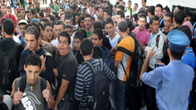 ساعات الدراسة تحرّض التلاميذ على اكتساح الشارع ومقاطعة المدارس