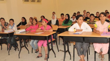 Schools in Algiers breach the law and open during week-end