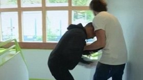 مدرسة بريطانية تستقبل الطلاب المشاغبين فقط!