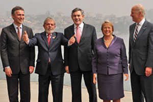 World leaders urge economic reform