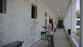 سحب صلاحيات ترميم الثانويات والمتوسطات من مديريات التربية