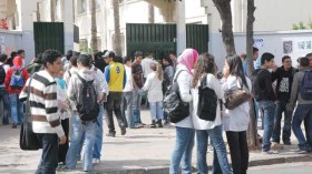 إصابة 12 تلميذا ودركي في مواجهات داخل ثانوية بباتنة