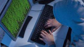 توقيف “هاكرز” قرصن مؤسسة “اتصالات الجزائر”