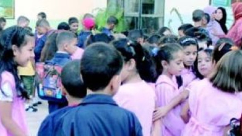 الأساتذة والمعلمون: لسنا مهرجين حتى نعلم تلاميذنا الرقص والموسيقى