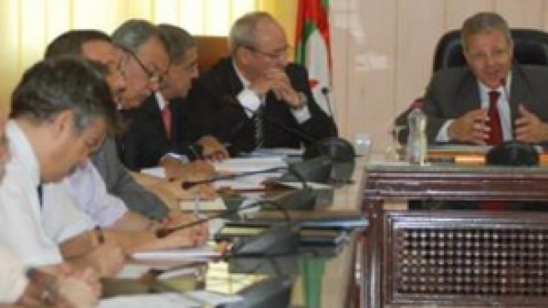 الإتحاد الوطني لعمال التربية: ‮”‬محاسبة‭ ‬تسيير‭ ‬الخدمات‭ ‬الاجتماعية‭ ‬من‭ ‬صلاحيات‭ ‬اللجنة‭ ‬الوطنية‮”‬