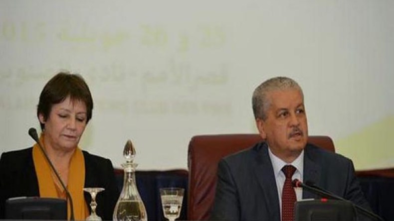 سلال يحذّر من “تسييس” المدرسة الجزائرية