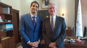 هل يُريد سفير فرنسا تنظيم الألعاب الفرانكفونية بِوهران؟