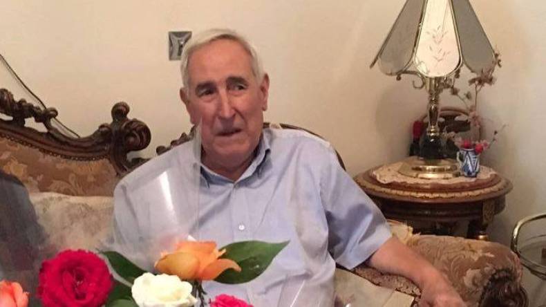 عبد الرزاق زواوي المعلق الذي بصم على أول تتويج كبير للخضر