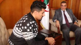 بونجاح يُعزّي الجزائر بعد رحيل “الأسد الهصور” القايد صالح