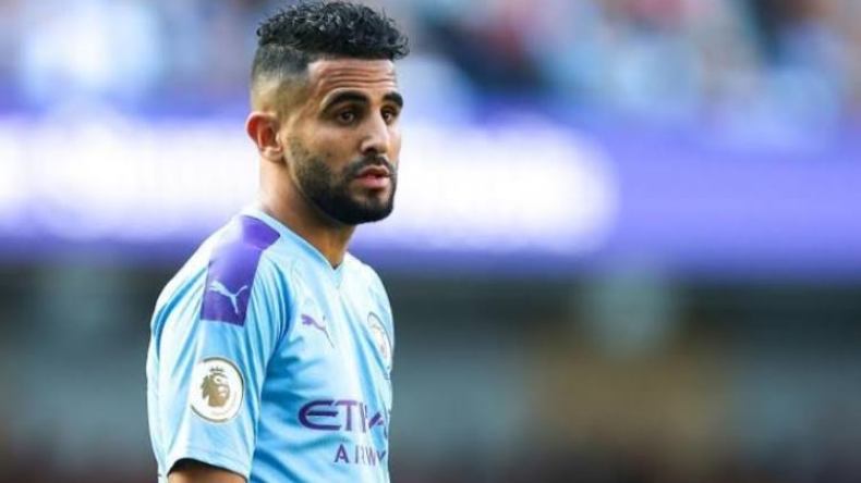 شكوك حول حضور محرز حفل “الكاف” بِمصر؟