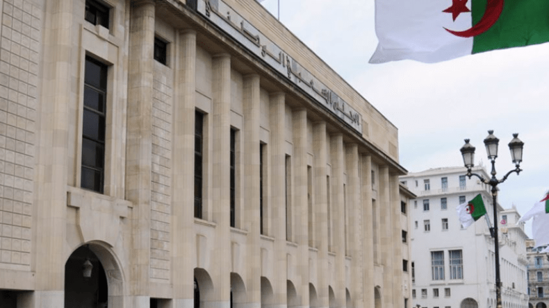 وفد برلماني يحاضر في النيجر حول “الهجرة”