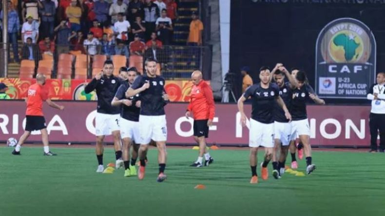 مصر تتعثر في غياب صلاح