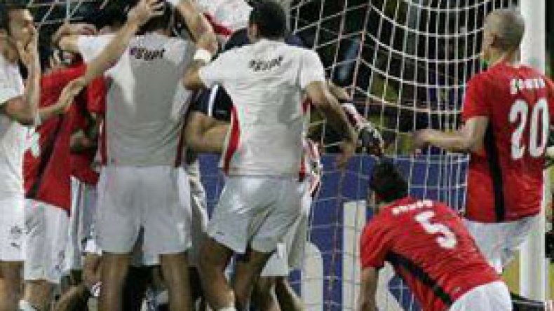 الفراعنة يواجهون قطر وديا استعداد للجزائر