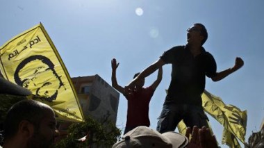 Égypte: gaz lacrymogènes pour disperser des milliers d'étudiants pro-Morsi