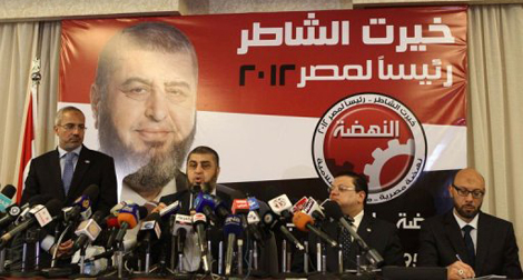 Égypte : les Frères musulmans soutiendront Mohamed Morsi