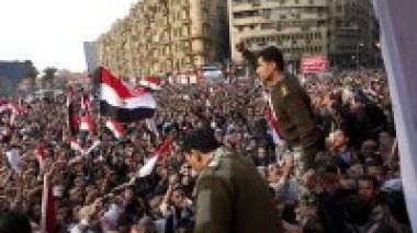 Égypte: les manifestations éclipsent les élections législatives