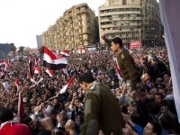 Égypte: les manifestations éclipsent les élections législatives