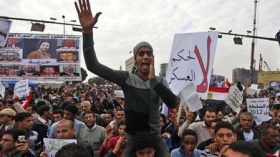 Egypt Islamists protest against Omar Suleiman poll bid