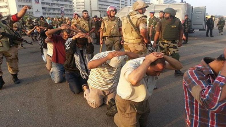 السلطات المصرية تلقي القبض على 19 معارضا من جماعة الإخوان