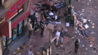 Égypte: au moins 22 morts,  les Cairotes se réveillent sur des scènes macabres