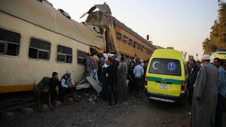 إصابة 12 شخصا في حادث قطار في مصر