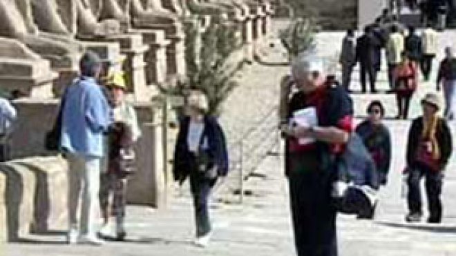 عصابة‮ ‬تخطف‮ ‬سياحا‮ ‬أجانب‮ ‬في‮ ‬مصر‮ ‬