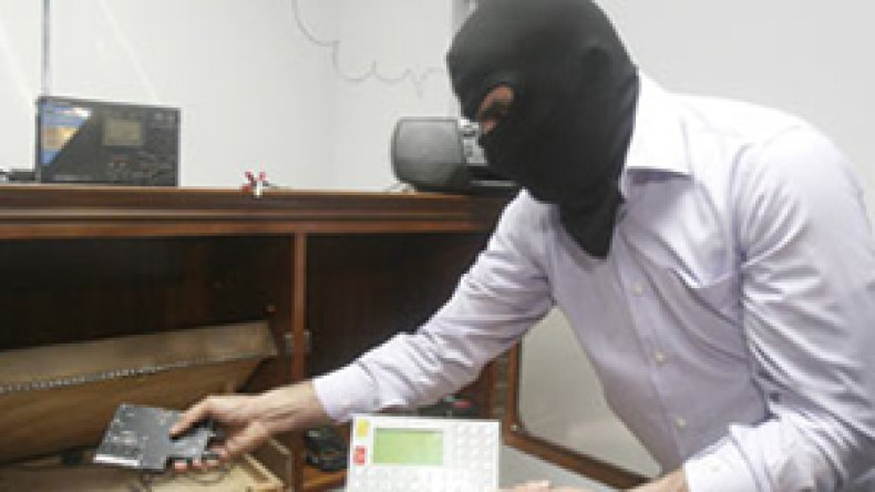 الأمن المصري يحقق مع شبكة تجسس لحساب “إسرائيل”