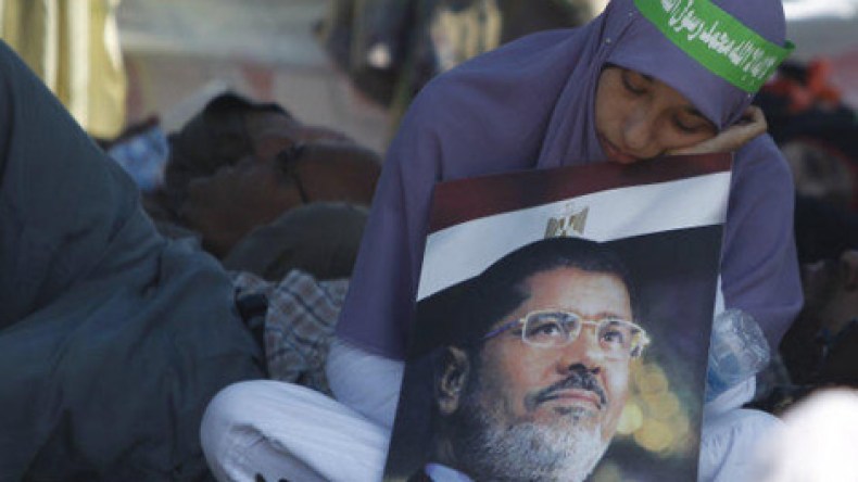 معاناة لا توصف تحت الشمس الحارقة والمعضلة الكبرى في قلّة المراحيض