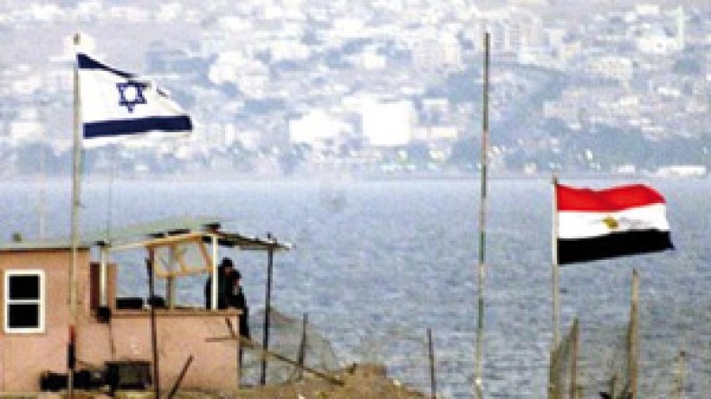 مصر تبني جدارا فولاذيا عازلا لمحاصرة غزة؟