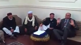 مدير المخابرات الحربية يتذلل لمشايخ سيناء