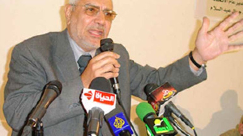 اعتقال قيادات في الإخوان بينها عبد المنعم أبو الفتوح