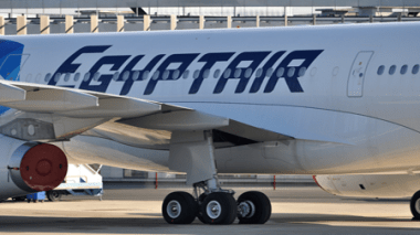 Egypt Air: les hôtesses de l'air commencent à porter le hijab