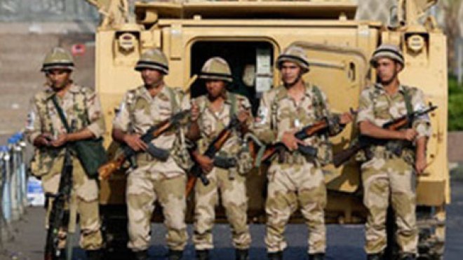 الأمن المصري يغلق ميادين القاهرة تحسبا لمظاهرات مؤيدي مرسي