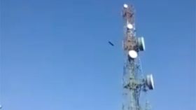 مصري ينتحر برمي نفسه من أعلى برج للبث الإذاعي بمستغانم