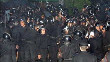 Paranoid Egyptians call for sending paratroopers to protect their fans in Angola