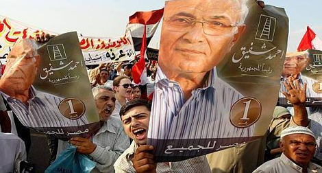 L'Egypte attend dans l'après-midi le nom de son prochain président
